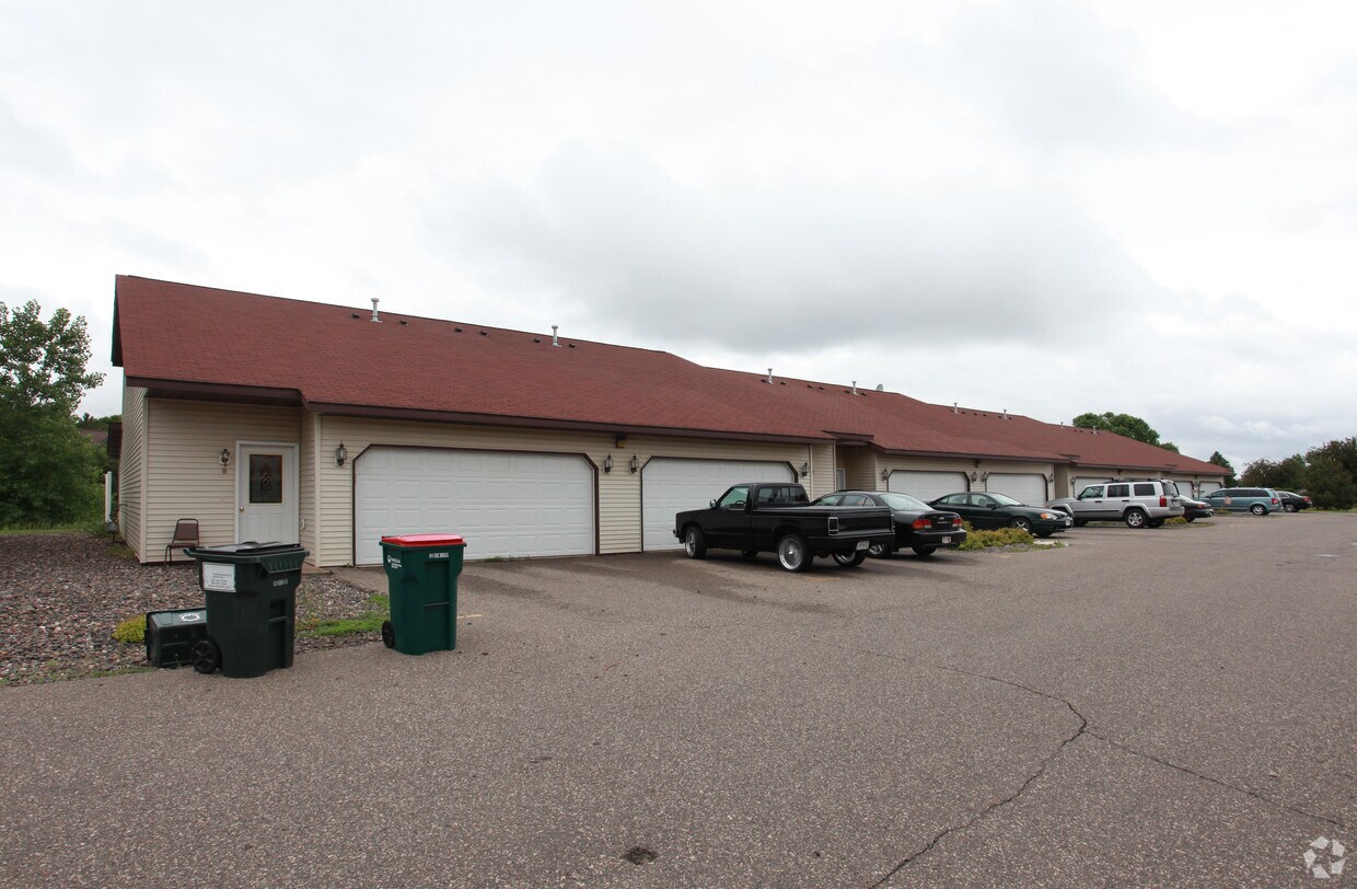 Building Photo - 1214 Hanley Rd