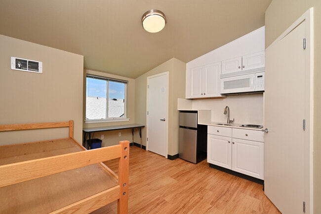Building Photo - Aubrey Studios - Quiet Living Near UW