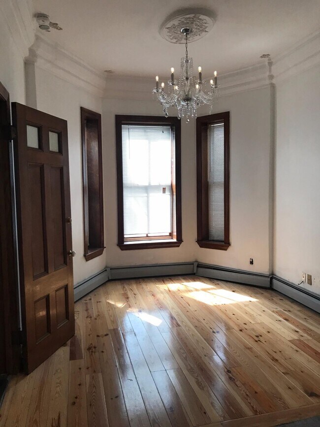 Foto del edificio - 10 Millmont St