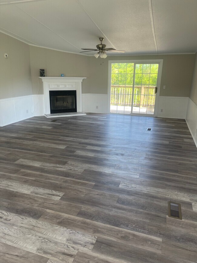 Foto del edificio - 6 Tap Ln