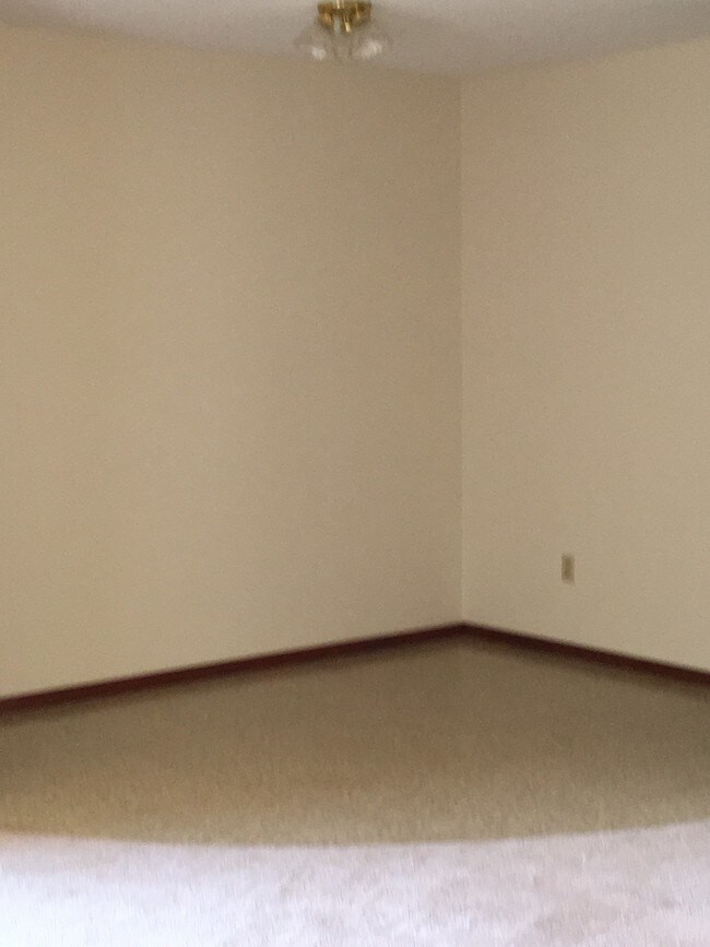 6364 Koosa Dr Unit 12L, Marion, MS 39342 Apartments in Marion, MS