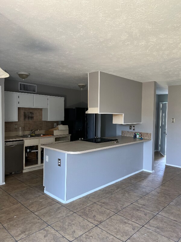 Foto del edificio - 5329 Knox Dr