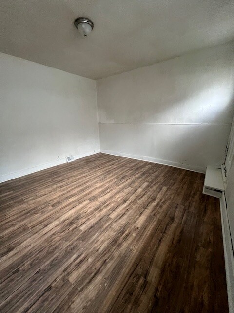 Foto del edificio - 3147 Brighton Rd