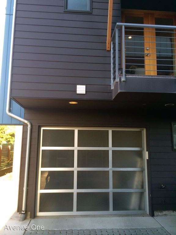 Building Photo - 2 br, 2.5 bath House - 6002 SW Admiral Way