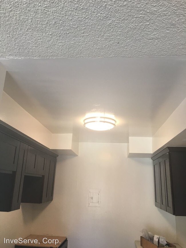 Foto del edificio - 451 Anderwood Ct