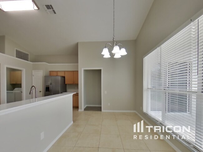 Foto del edificio - 9260 Beaver Cove