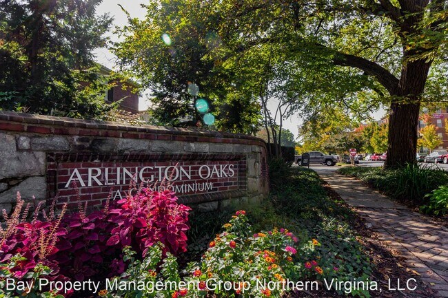 Foto del edificio - 2 br, 1 bath House - 4350 PERSHING DR, N. #1