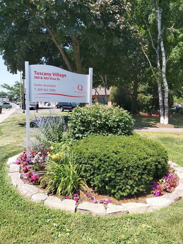 380 Vine St Unit 00, St Catharines, ON L2M 4T6 Apartments 380 Vine St