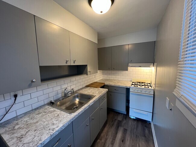 Foto del edificio - 222 Lafayette Ave NE
