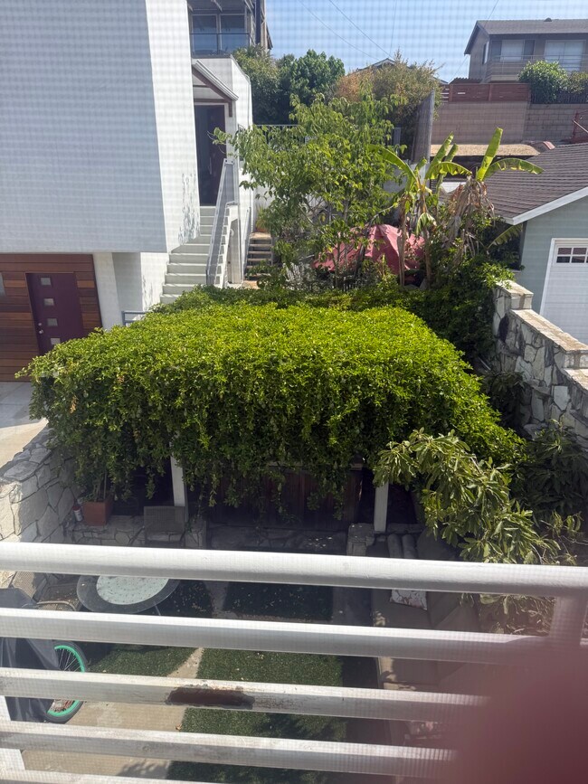 Foto del edificio - 714 N Maria Ave