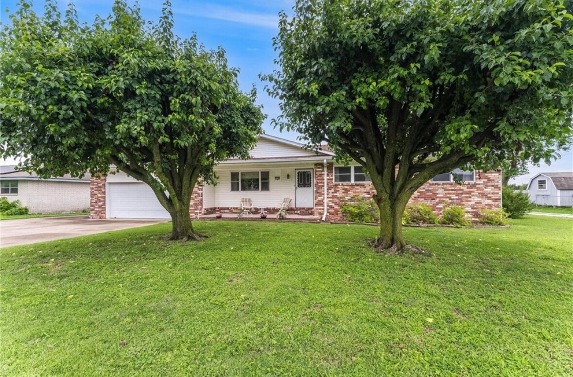 Foto principal - 2304 S 16th St