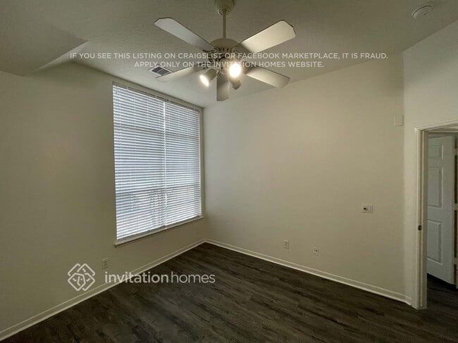 Building Photo - 12802 Magnolia Leaf St
