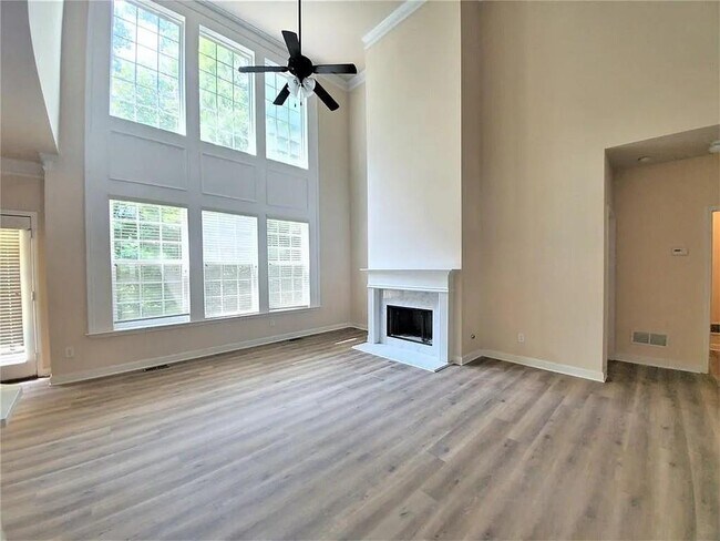 Foto del edificio - 1359 Belmont Hills Dr