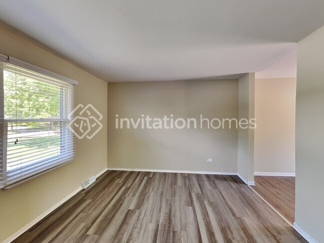 Foto del edificio - 671 Krenz Ave