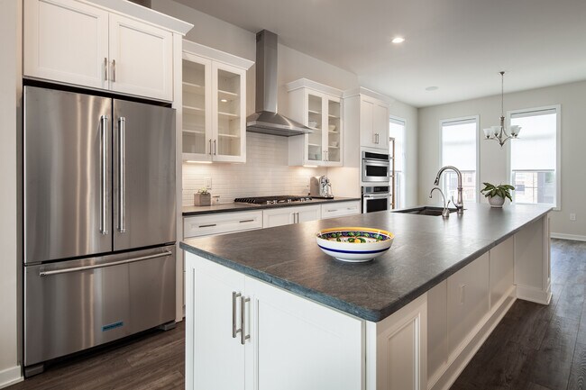 Foto del edificio - 1770 Violet Ridge Pl