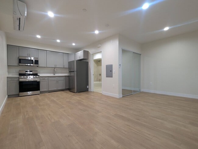 Foto del interior - 14411 Vanowen St.