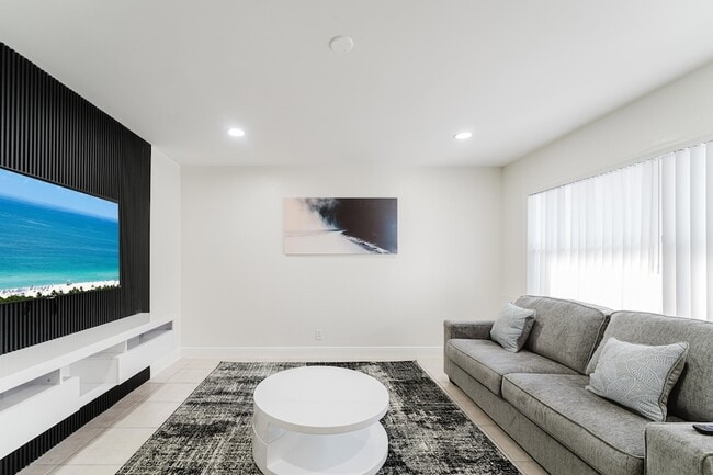 Photo - 1800 NW 4th Ave Apartment