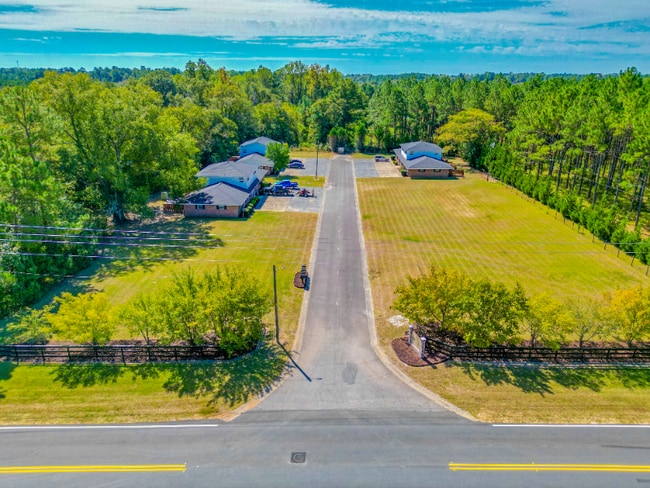 Building Photo - 162 Cumberland Rd