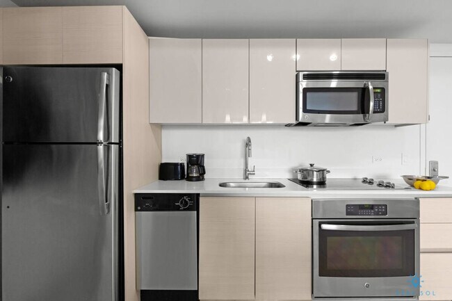 Foto del edificio - 2602 E Hallandale Beach Blvd