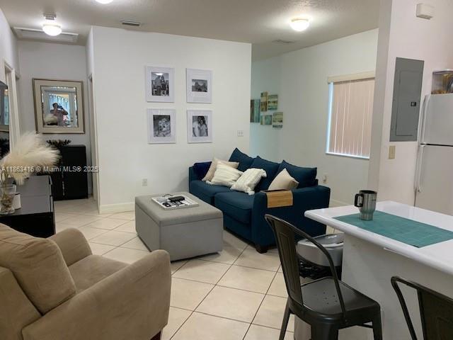Foto del edificio - 3136 Hibiscus St