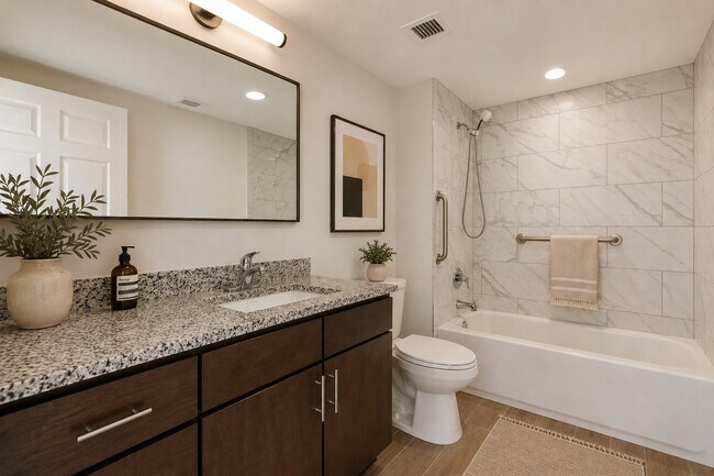 Baño con bañera 2 - East Pointe Place II