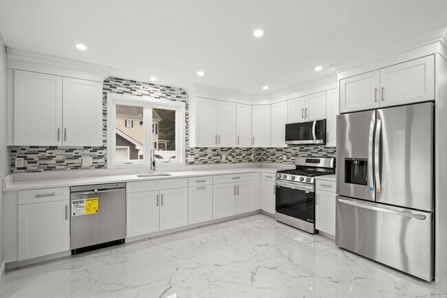 Foto del edificio - 33 Andover St