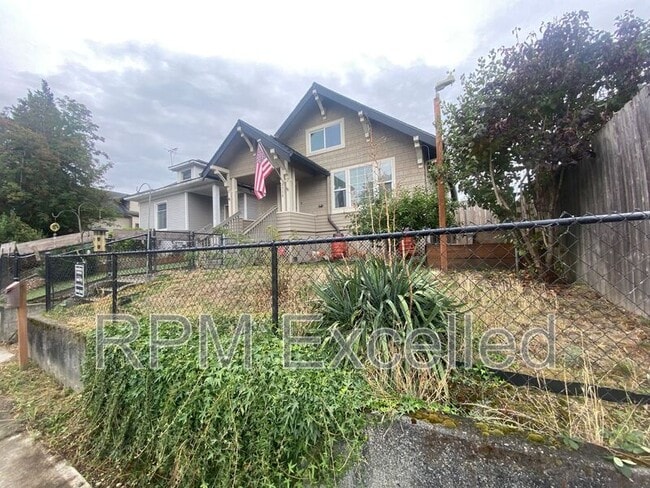 Foto del edificio - 3714 E I St