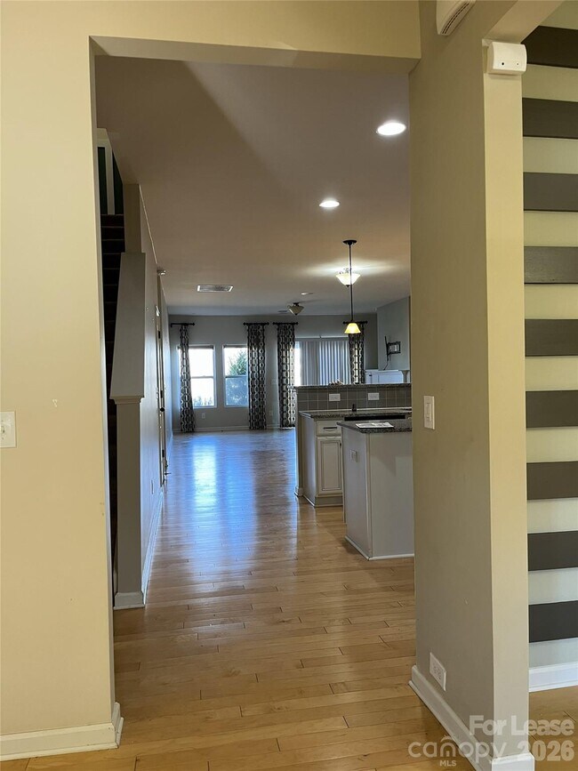 Foto del edificio - 105 E Neel Ranch Rd