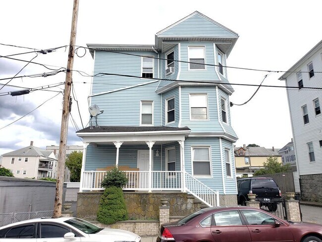 Front - 246 Eagle St