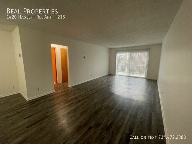 Foto del edificio - 1420 Haslett Rd