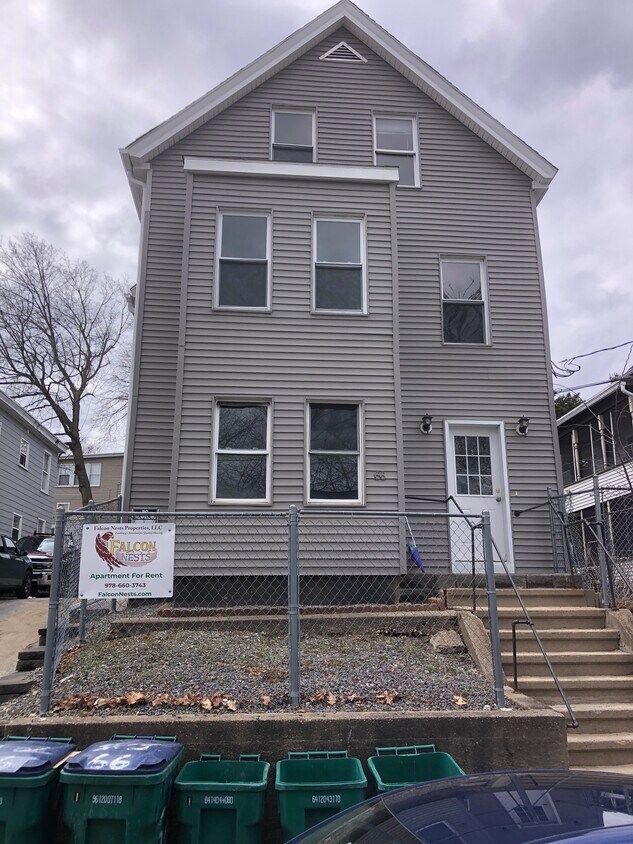 Primary Photo - 66 Pacific St