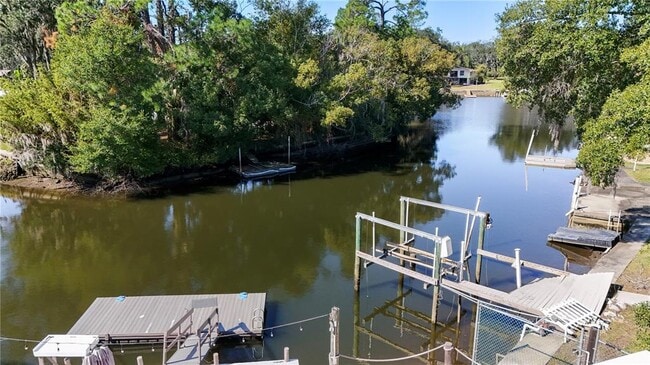 Foto del edificio - 1542 SE Pinwheel Dr