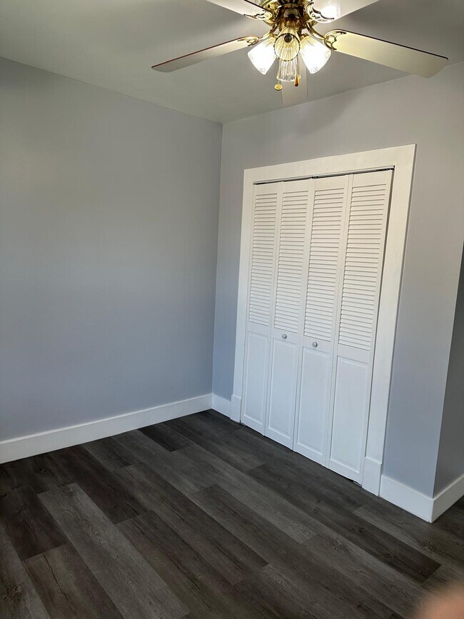 Bedroom 1 - 32 Call St