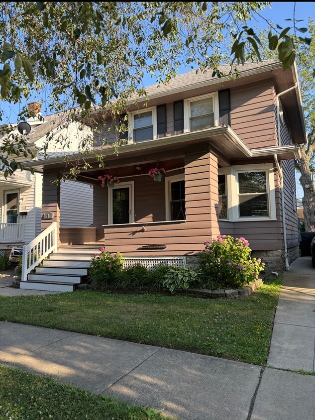 Foto principal - 144 Lasalle Ave