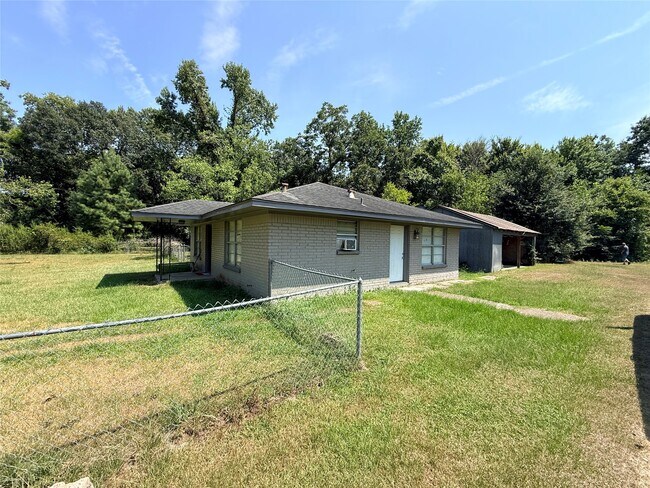 Foto del edificio - 892 County Rd 460