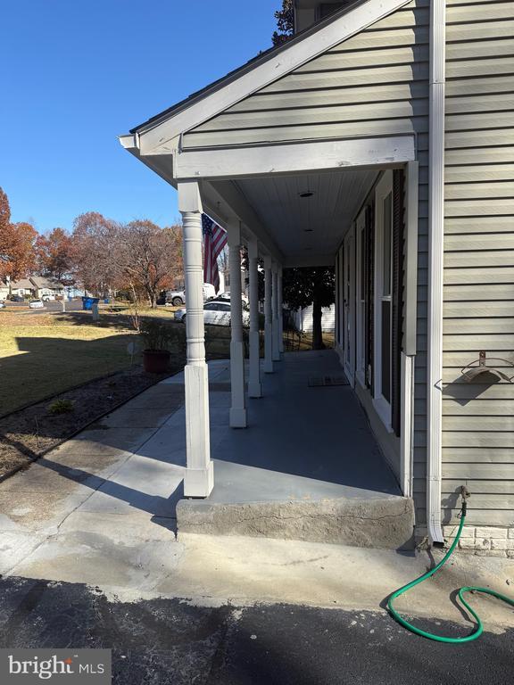 Foto del edificio - 10021 Windridge Dr