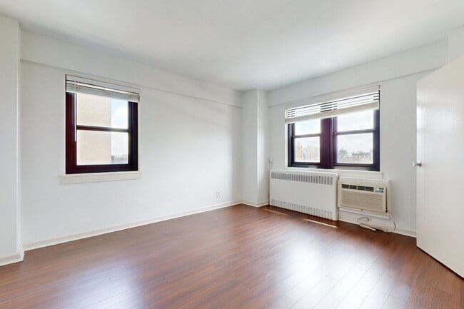 Interior Photo - Parc Frontenac