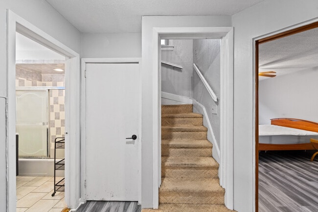 Photo - 23 2nd St Apartment