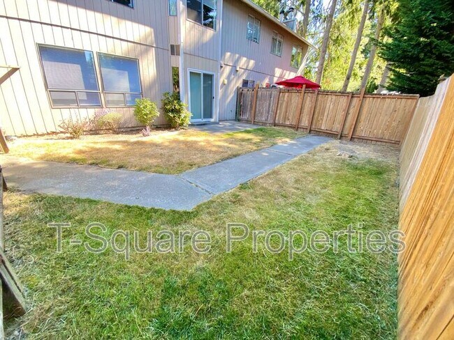 Foto del edificio - 2720 204th St SW