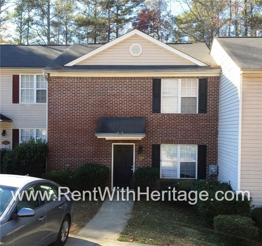 Foto principal - Awesome 3bd/ 2ba Townhome, Super Spacious, Small Community, Great Location