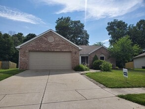 Building Photo - 3104 Stratus Dr