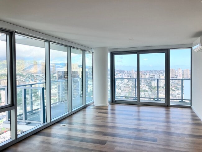 Photo - The Park @ Keeaumoku $5,000- 37th Floor, C... Apartment