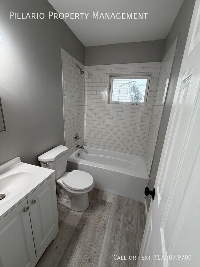 Building Photo - 3221 E 38th St