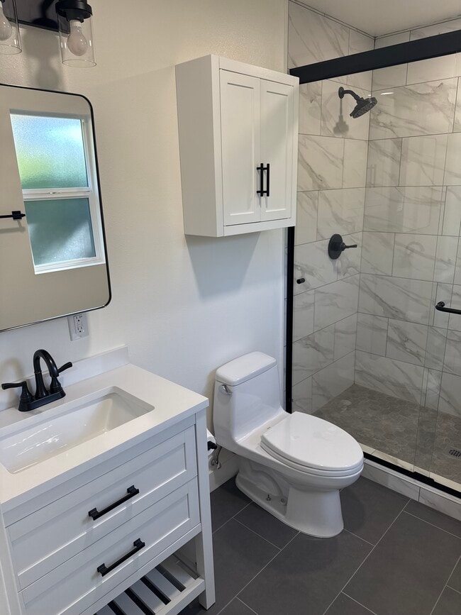 Foto del edificio - 2525 Sirius St