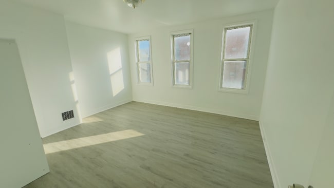 Building Photo - 1438 Presstman St