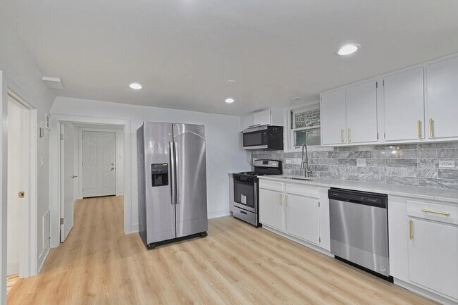 Foto del edificio - 2735 N Mozart St