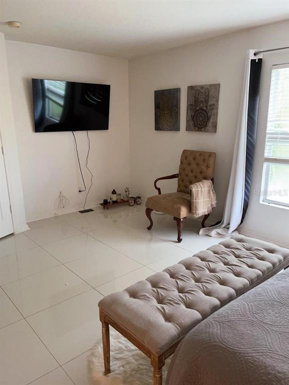 Foto del edificio - 9446 Leatherwood Ave