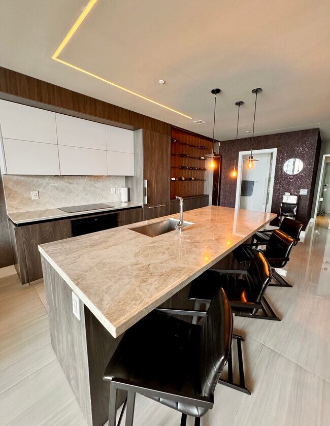 Foto del edificio - 480 NE 31st St