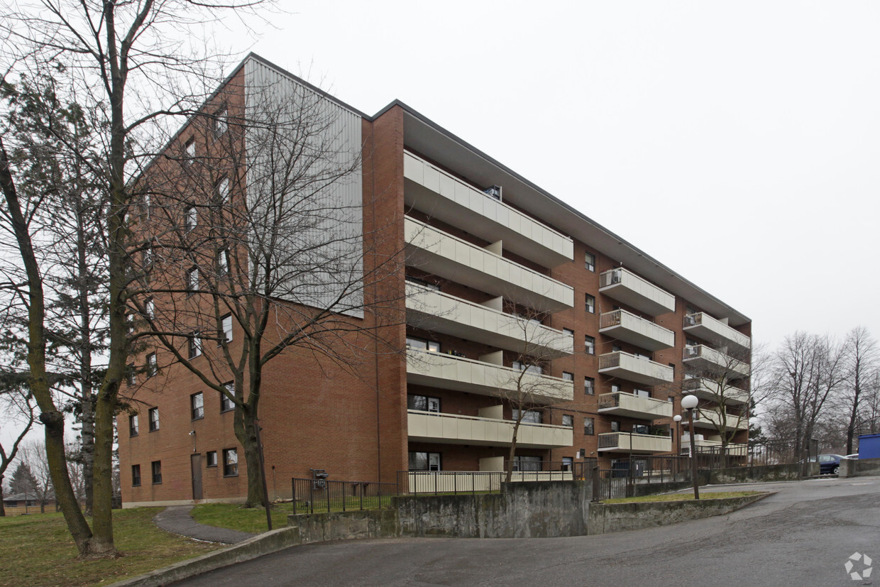 Building Photo - Parkview Apartments