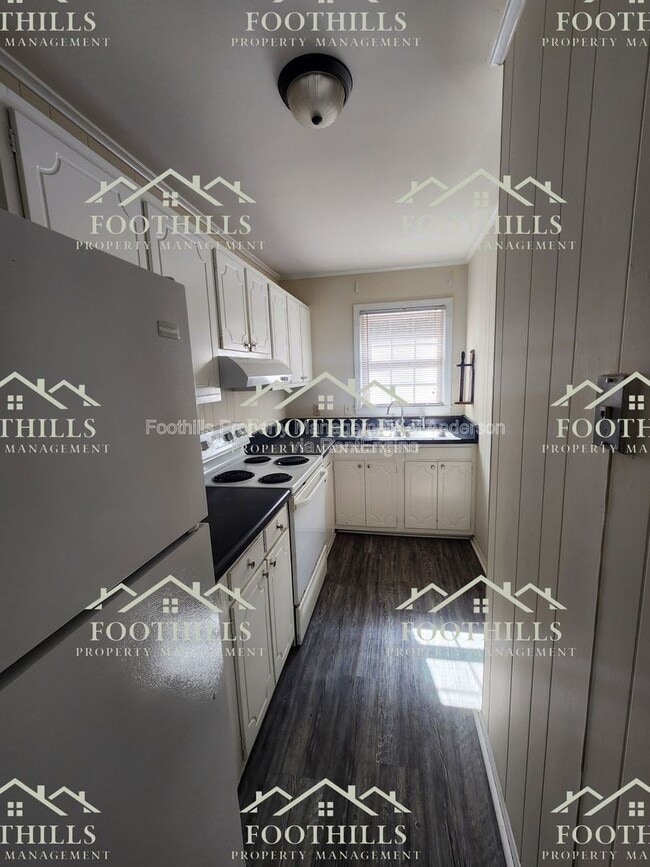 Foto del edificio - 203 Guthrie Rd